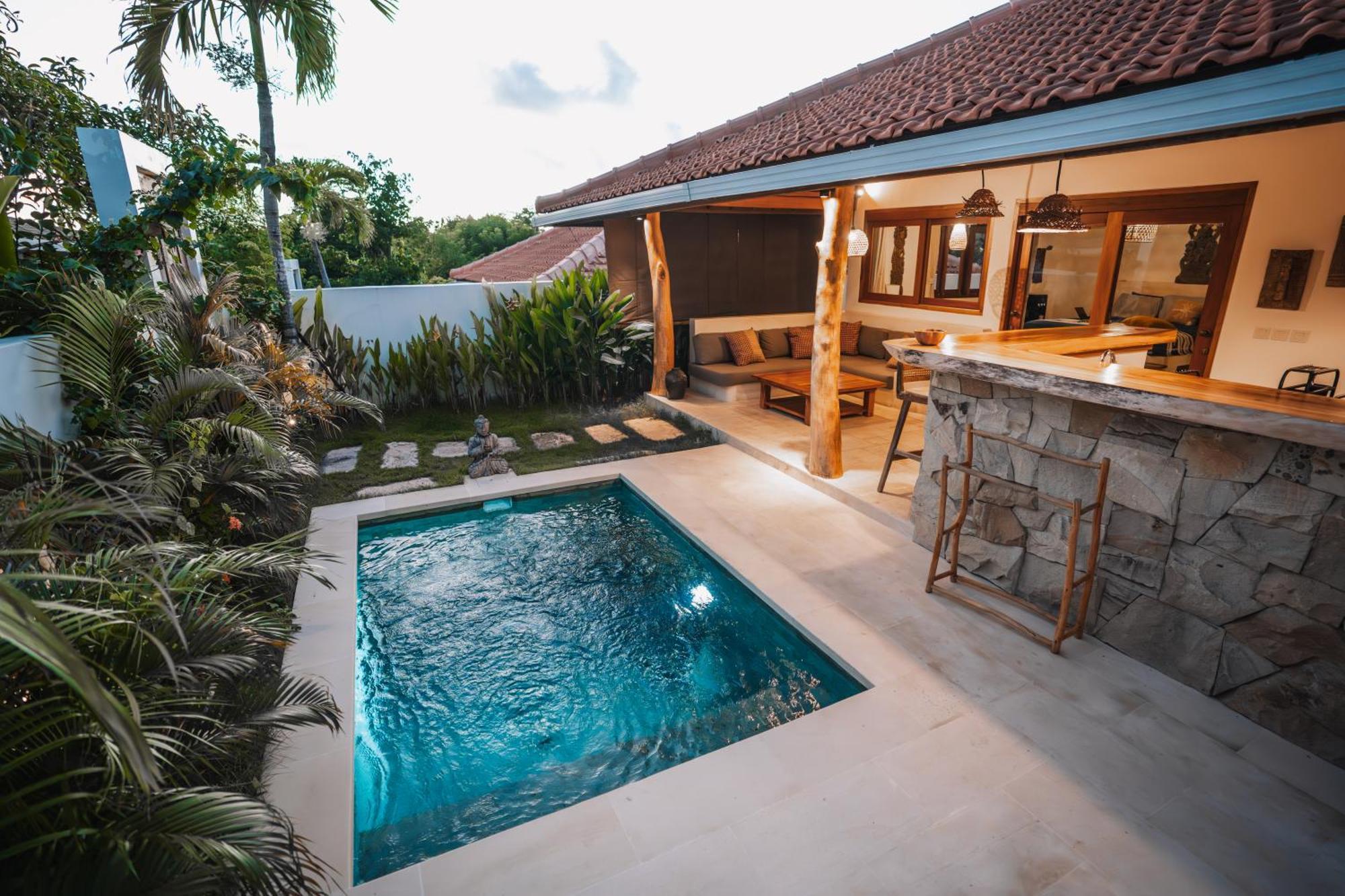 La Kreyiol Bed & Breakfast Uluwatu  Exterior photo