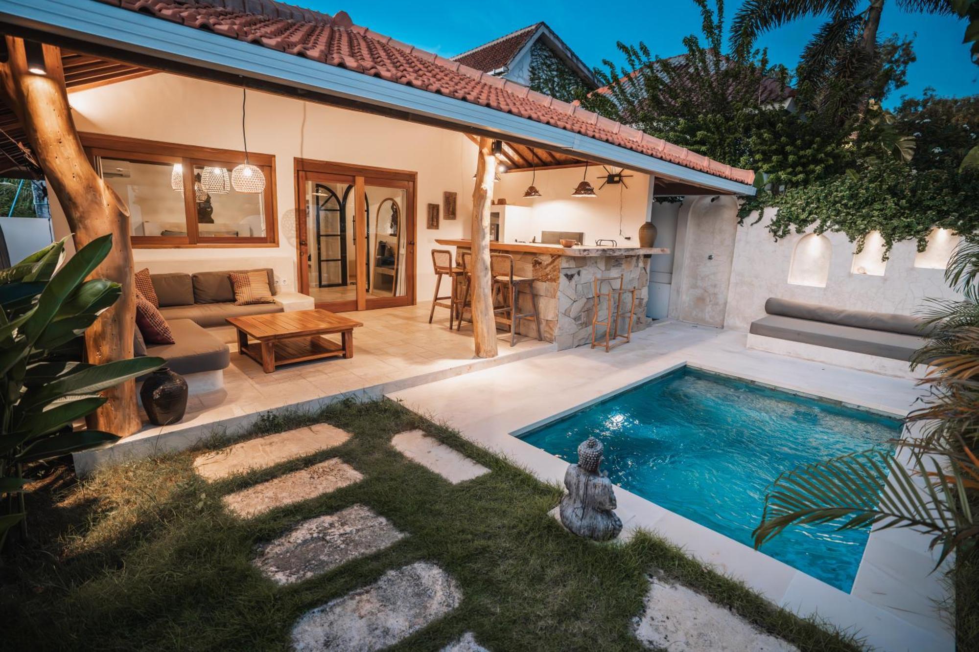 La Kreyiol Bed & Breakfast Uluwatu  Exterior photo