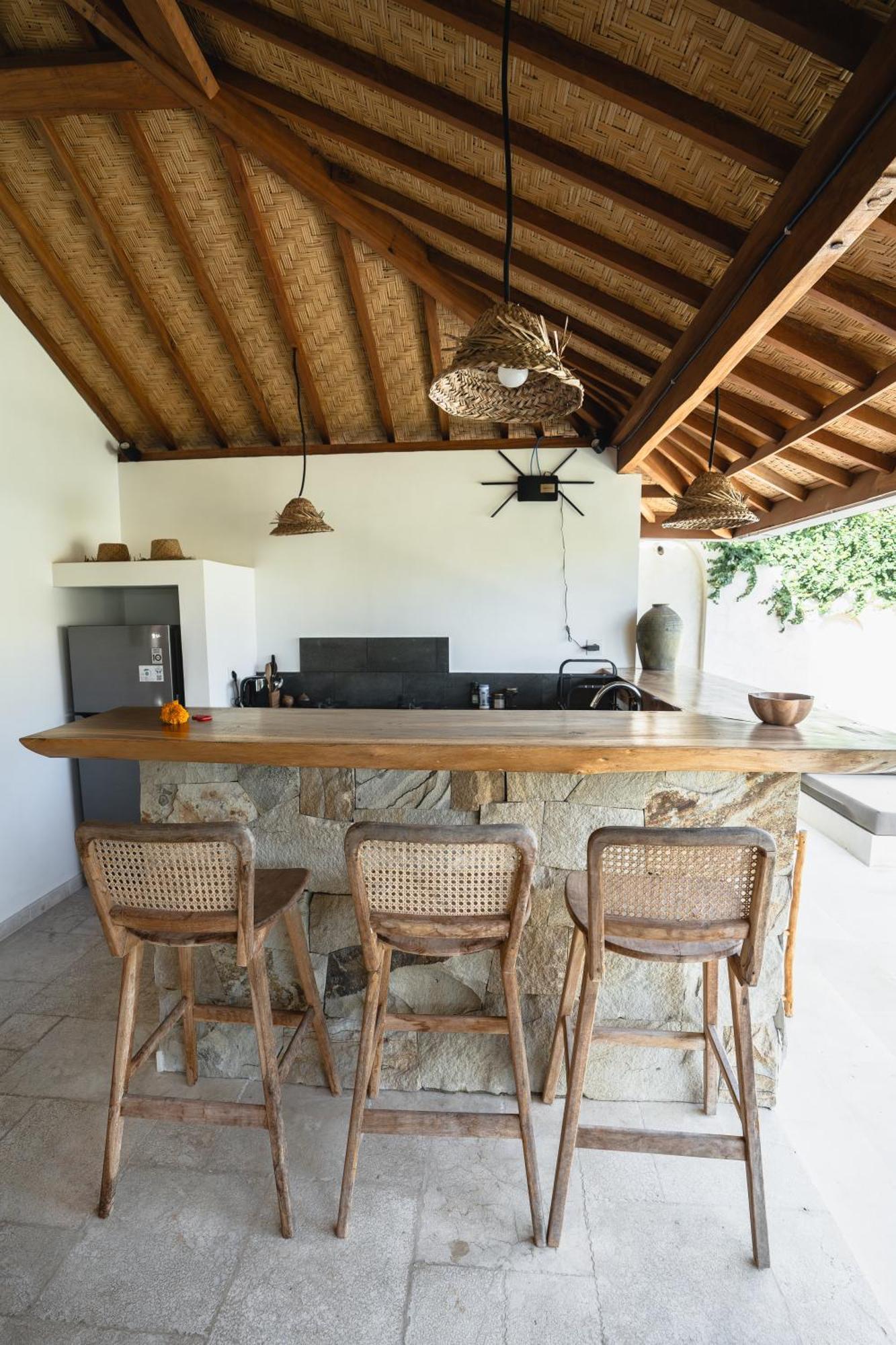La Kreyiol Bed & Breakfast Uluwatu  Exterior photo