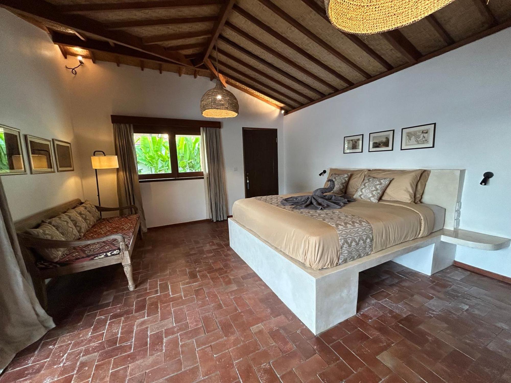 La Kreyiol Bed & Breakfast Uluwatu  Exterior photo